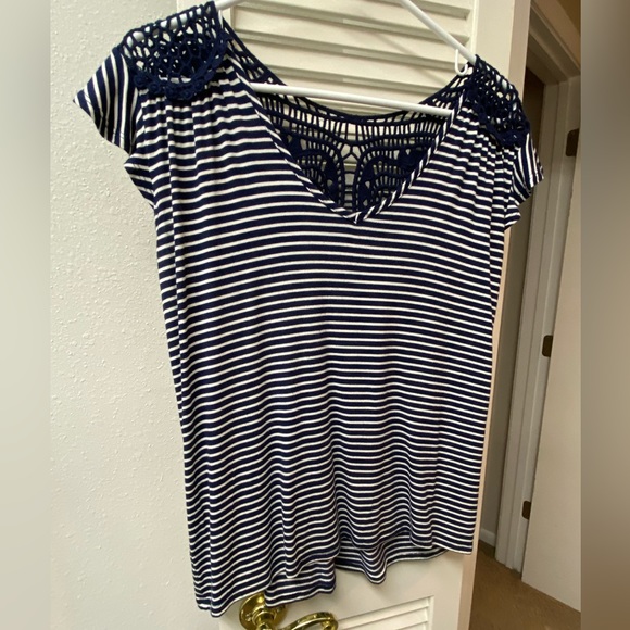 💙🤍Loveapella • blue stripe top • XS • EUC - Picture 3 of 9